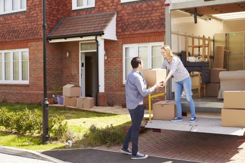 Moving truck service for flats and homes in Shadwell