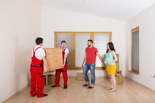 Transparent pricing for Man With Van Shadwell moves