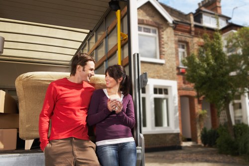 Shadwell van moving service supporting small relocations